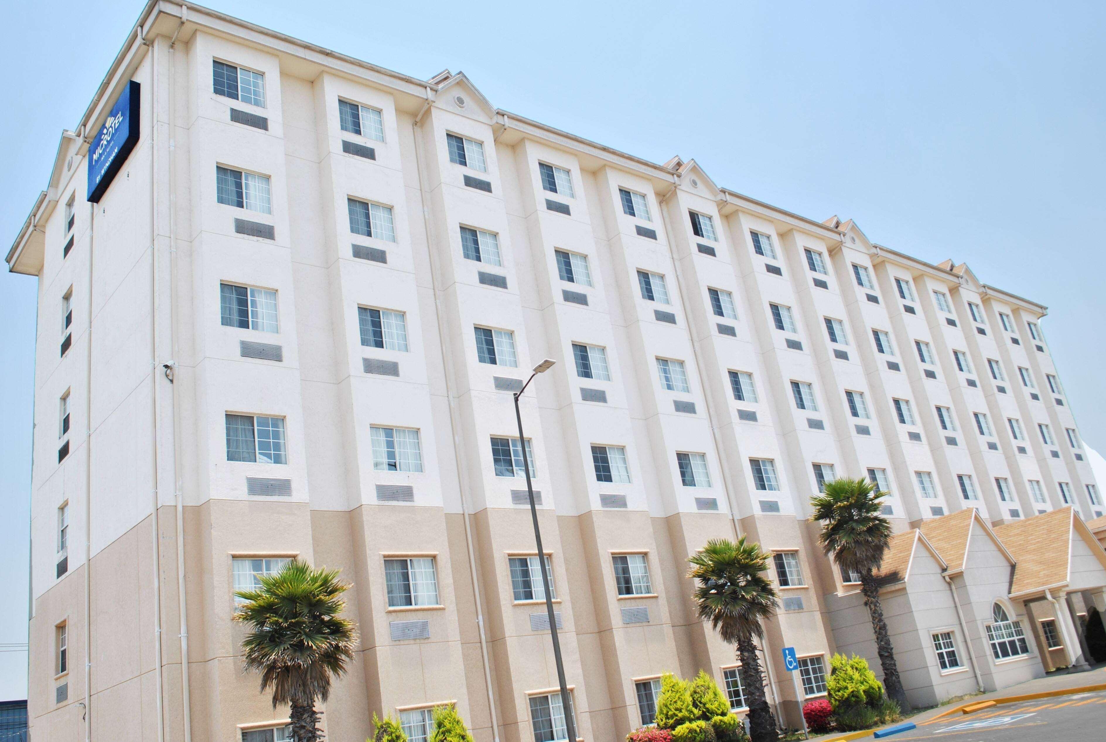 Microtel Inn And Suites By Wyndham Toluca Buitenkant foto
