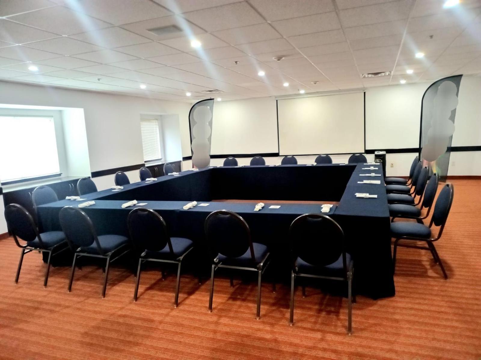 Microtel Inn And Suites By Wyndham Toluca Buitenkant foto