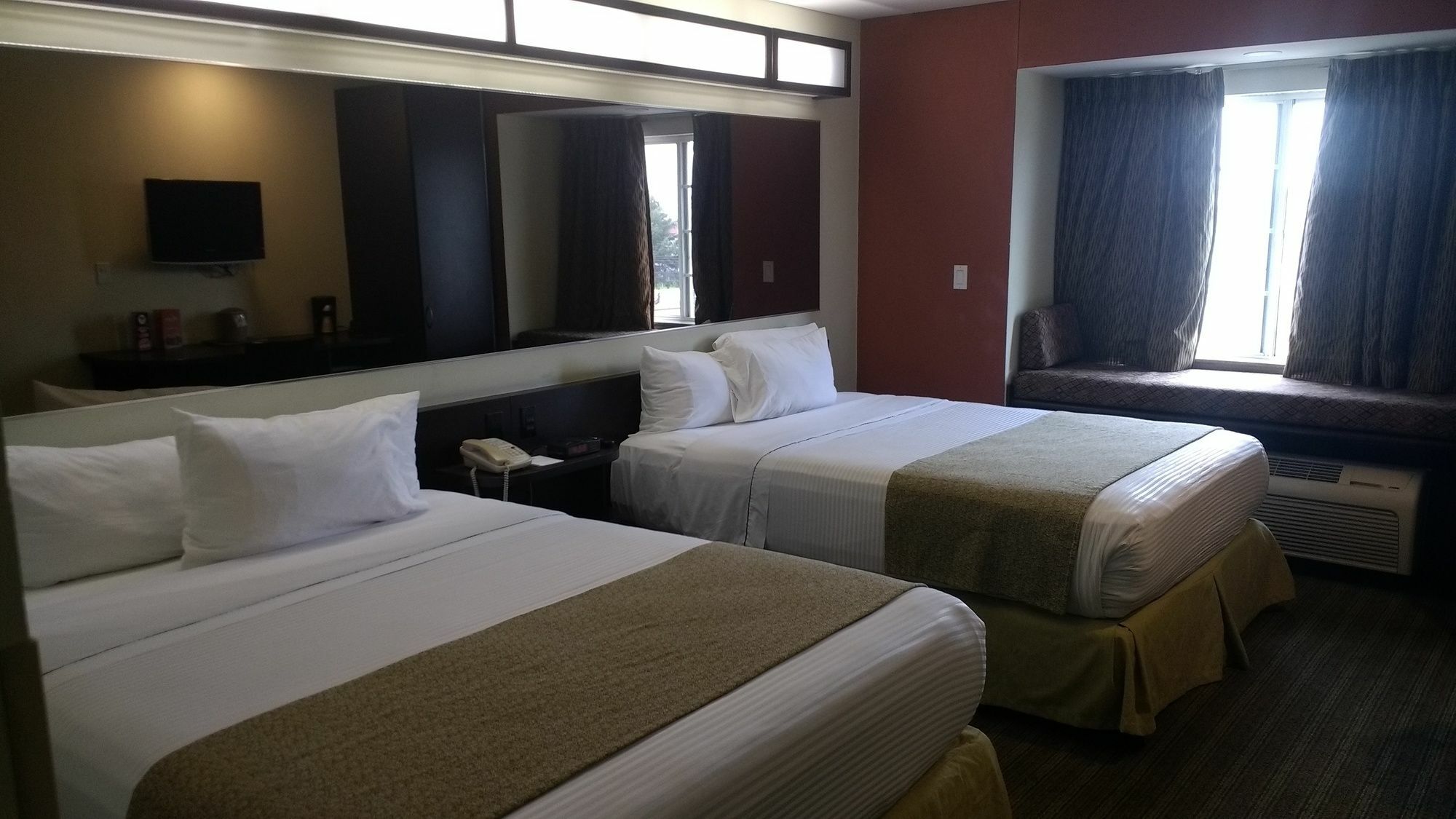 Microtel Inn And Suites By Wyndham Toluca Buitenkant foto